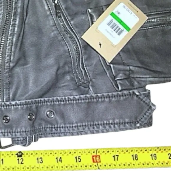 $180 Levi's Water Repellent Moto Jacket Large Gray Faux Leather Belted Big Zips