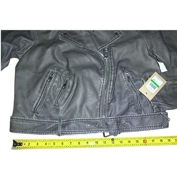 $180 Levi's Water Repellent Moto Jacket Large Gray Faux Leather Belted Big Zips