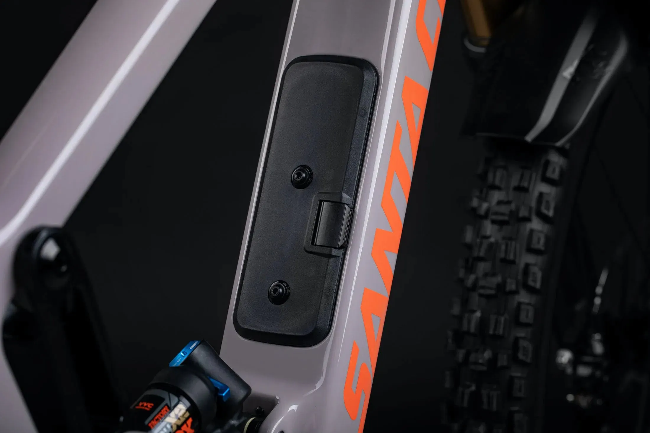 2023 Santa Cruz Nomad 6 MX