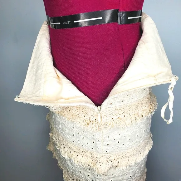 26) ANTHROPOLOGIE HD in Paris Linen Cotton Lace Skirt Sz. 10
