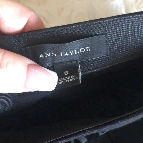 Ann Taylor Black Leopard Print Velvet Pencil Skirt
