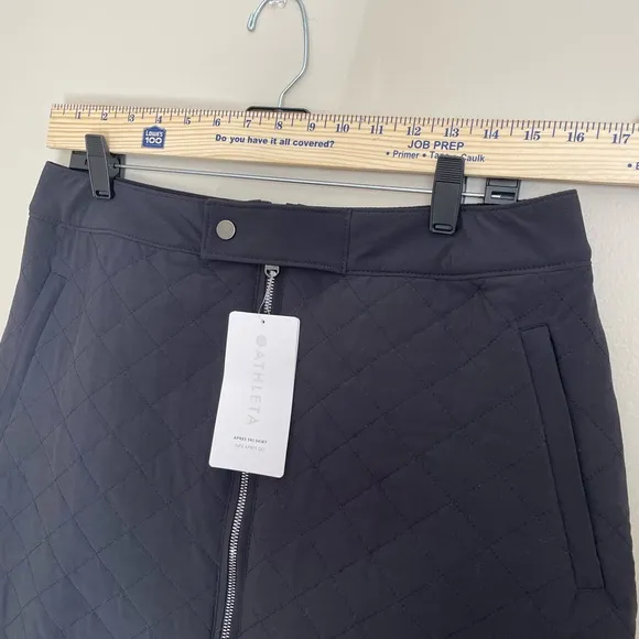 ATHLETA Apres Ski Mini Skirt NWT Quilted Black Size 14