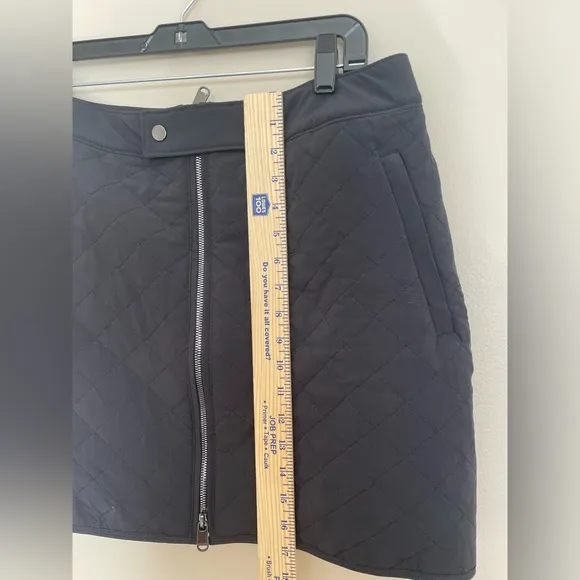 ATHLETA Apres Ski Mini Skirt NWT Quilted Black Size 14