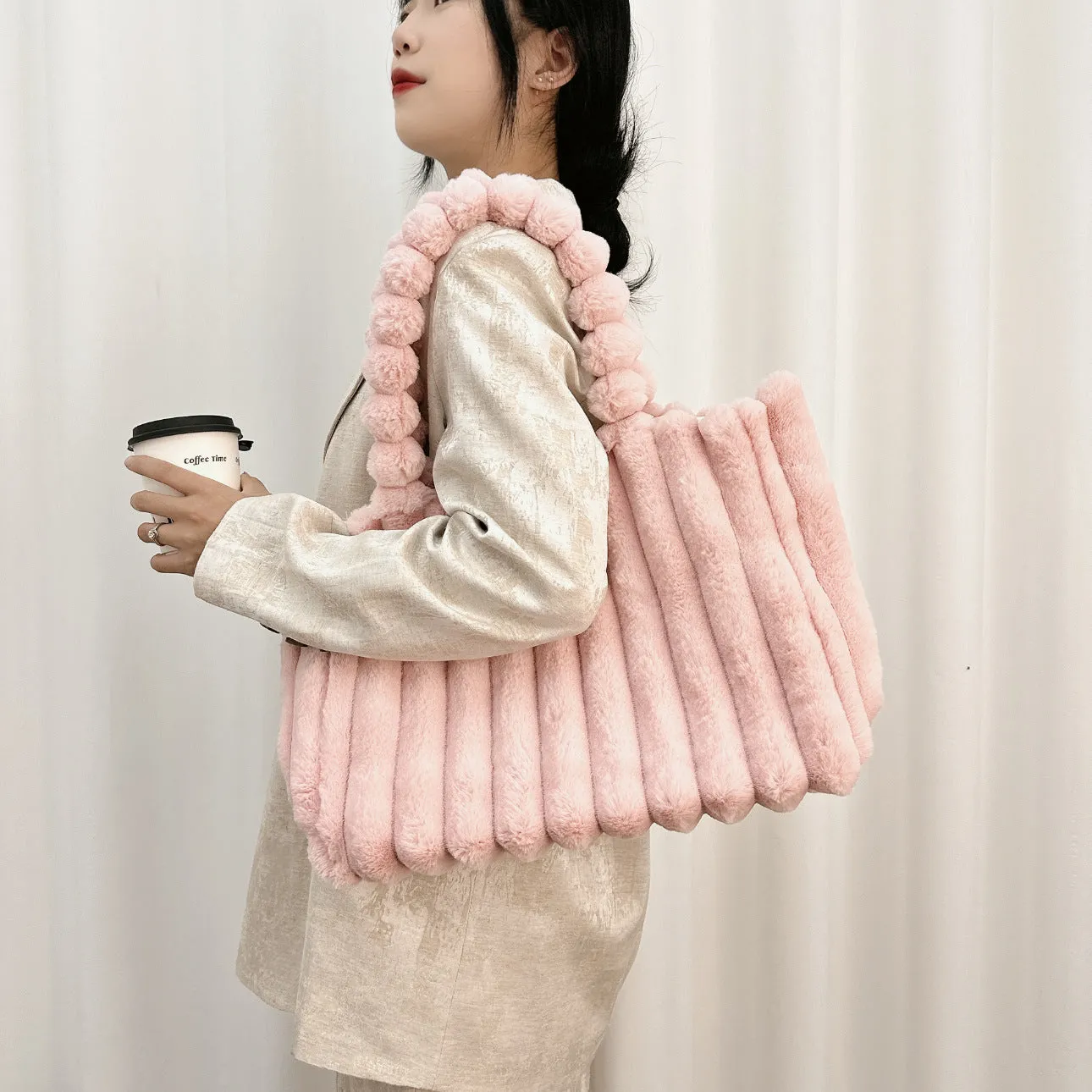 Autumn-Winter Fashion Bags for College Girls - New Arrival, Large Capacity, Commuter Tote Bags with a Sense of Luxury, Furry Shoulder Bags C-241202-2