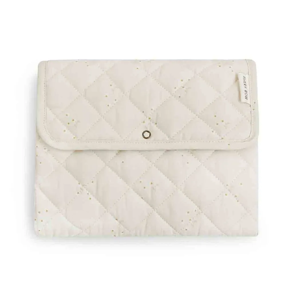 AVERY ROW Travel Baby Changing Mat - Wild Chamomile