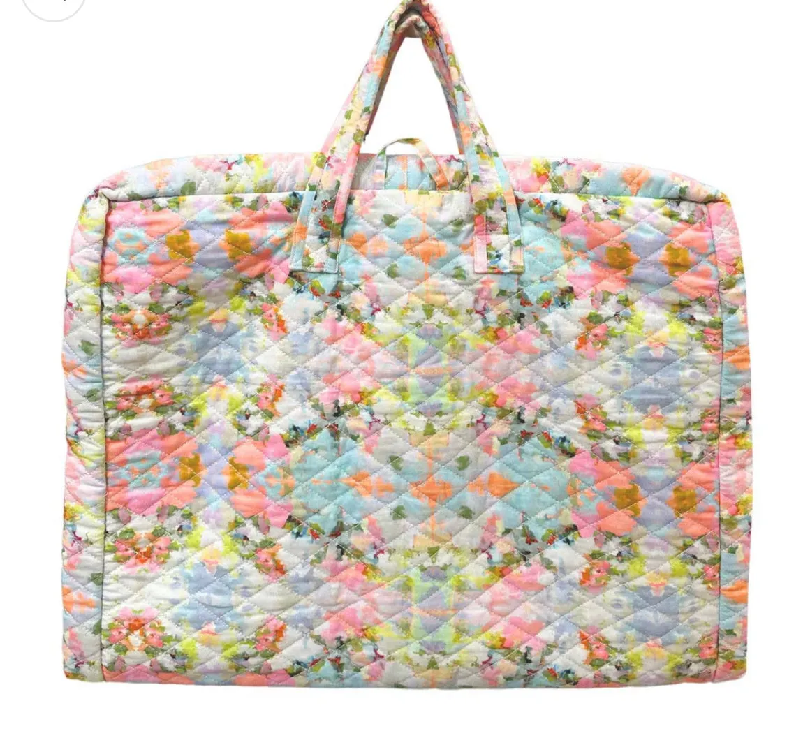 Brooks Avenue Garment Bag
