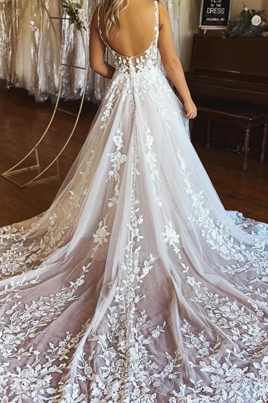 Charming Spaghetti Straps Sweetheart  Long Wedding Dress