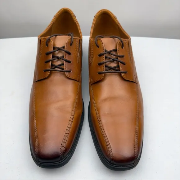 Clarks Men's Tilden Walk Oxford Size 10M