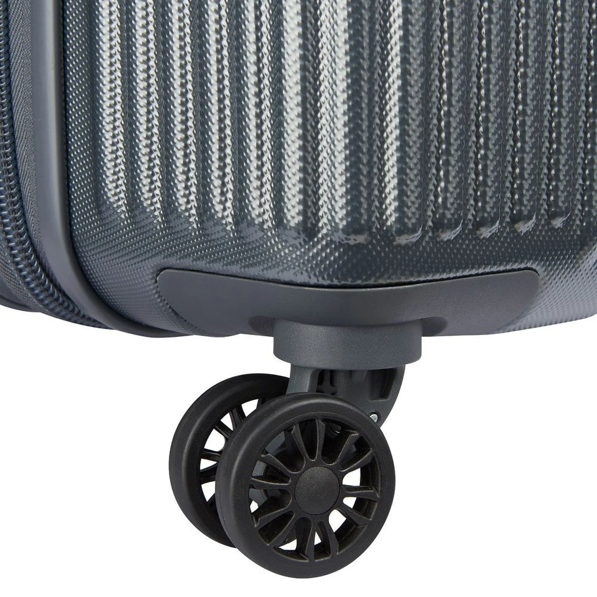 Delsey Comete 3.0 Carry-On Expandable Spinner Upright