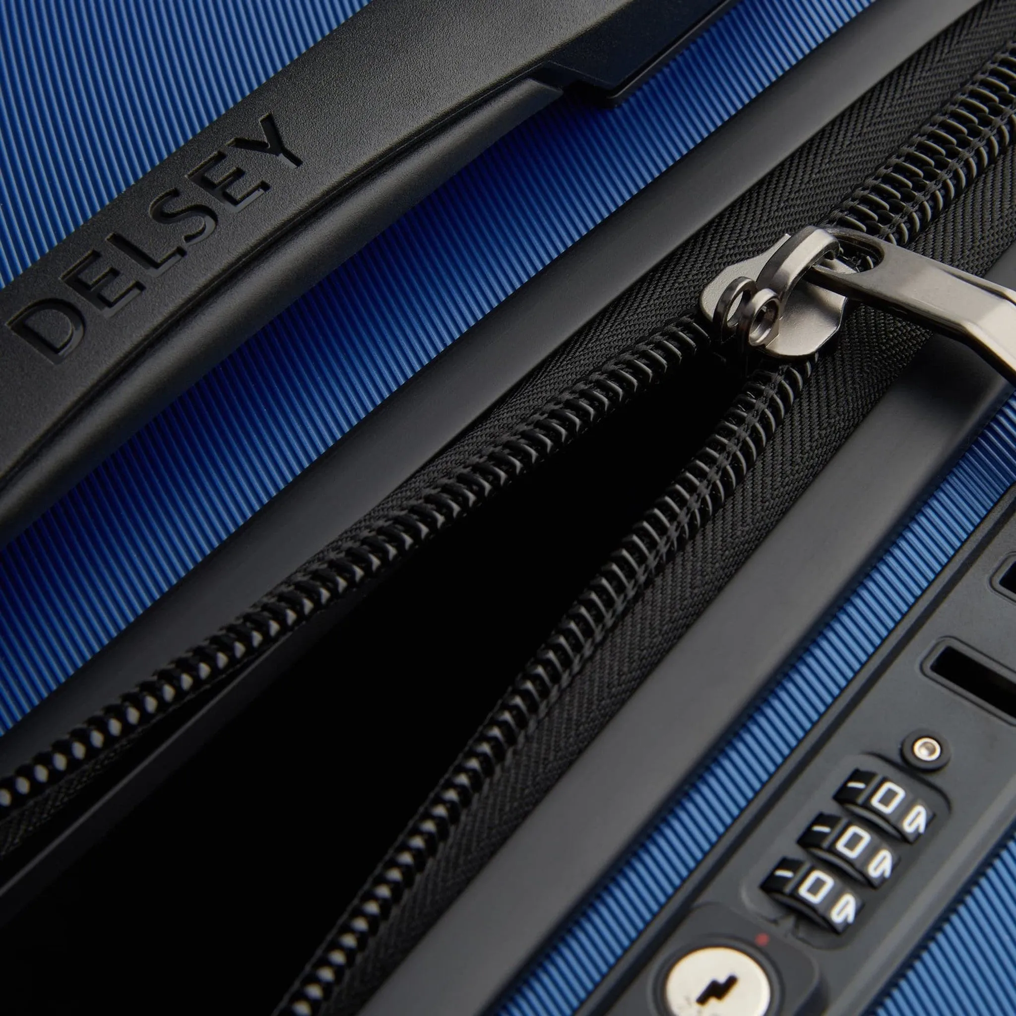 Delsey Cruise 3.0 26" Trunk Spinner