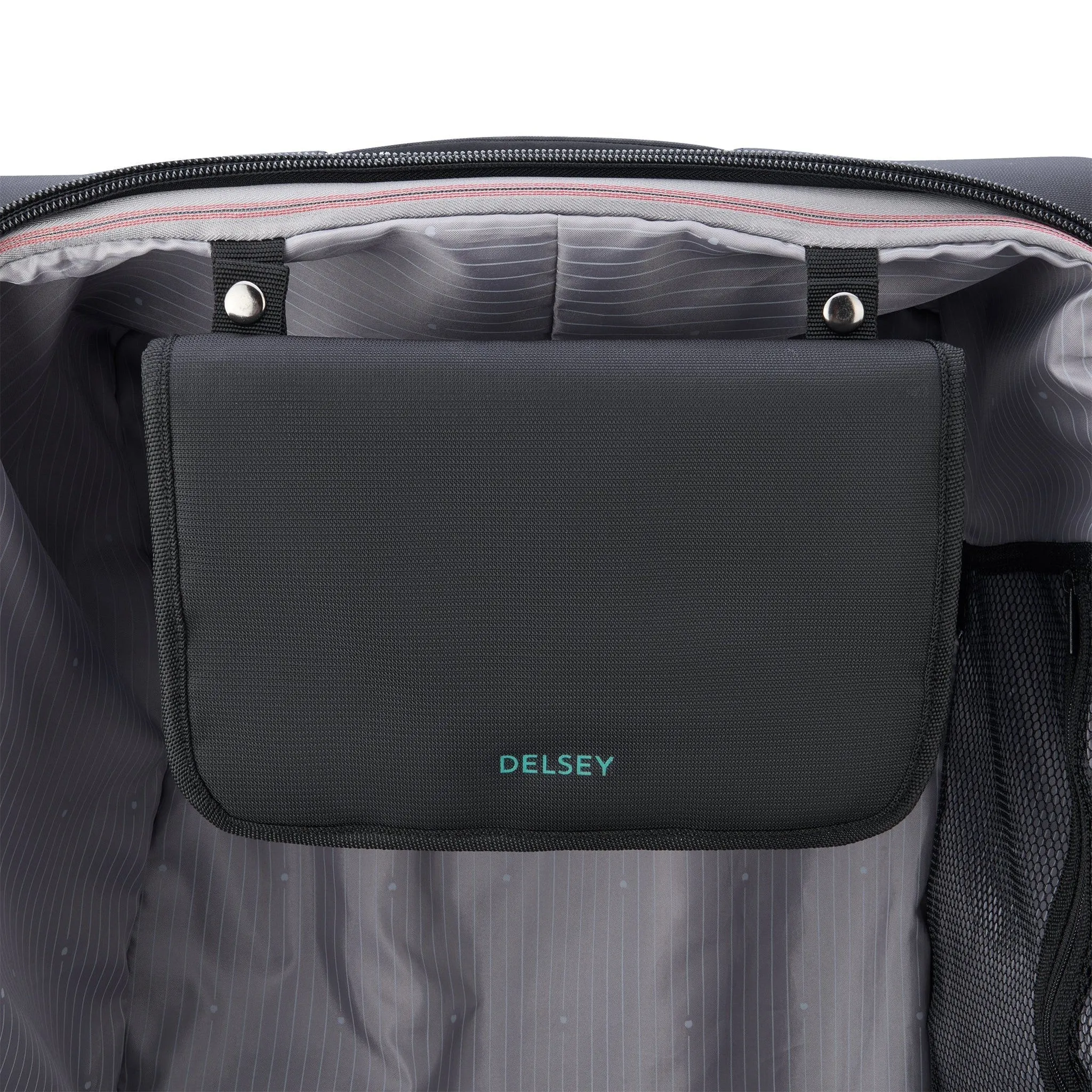 Delsey Helium DLX 29" Expandable Spinner Upright