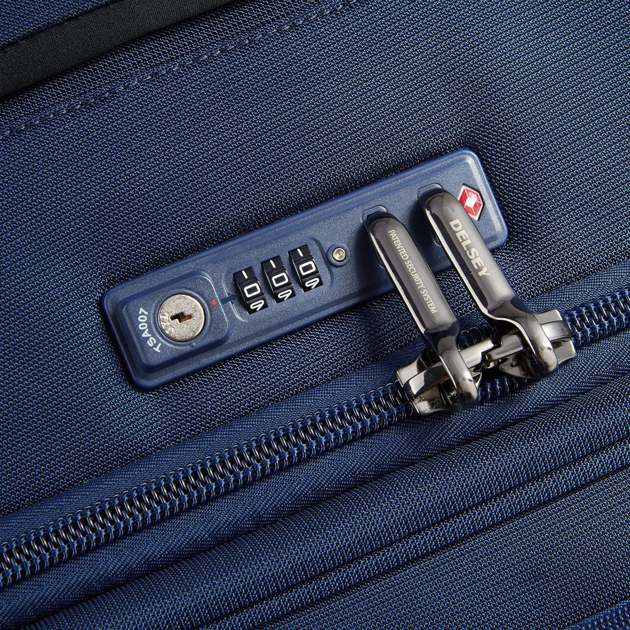 Delsey Helium DLX 29" Expandable Spinner Upright