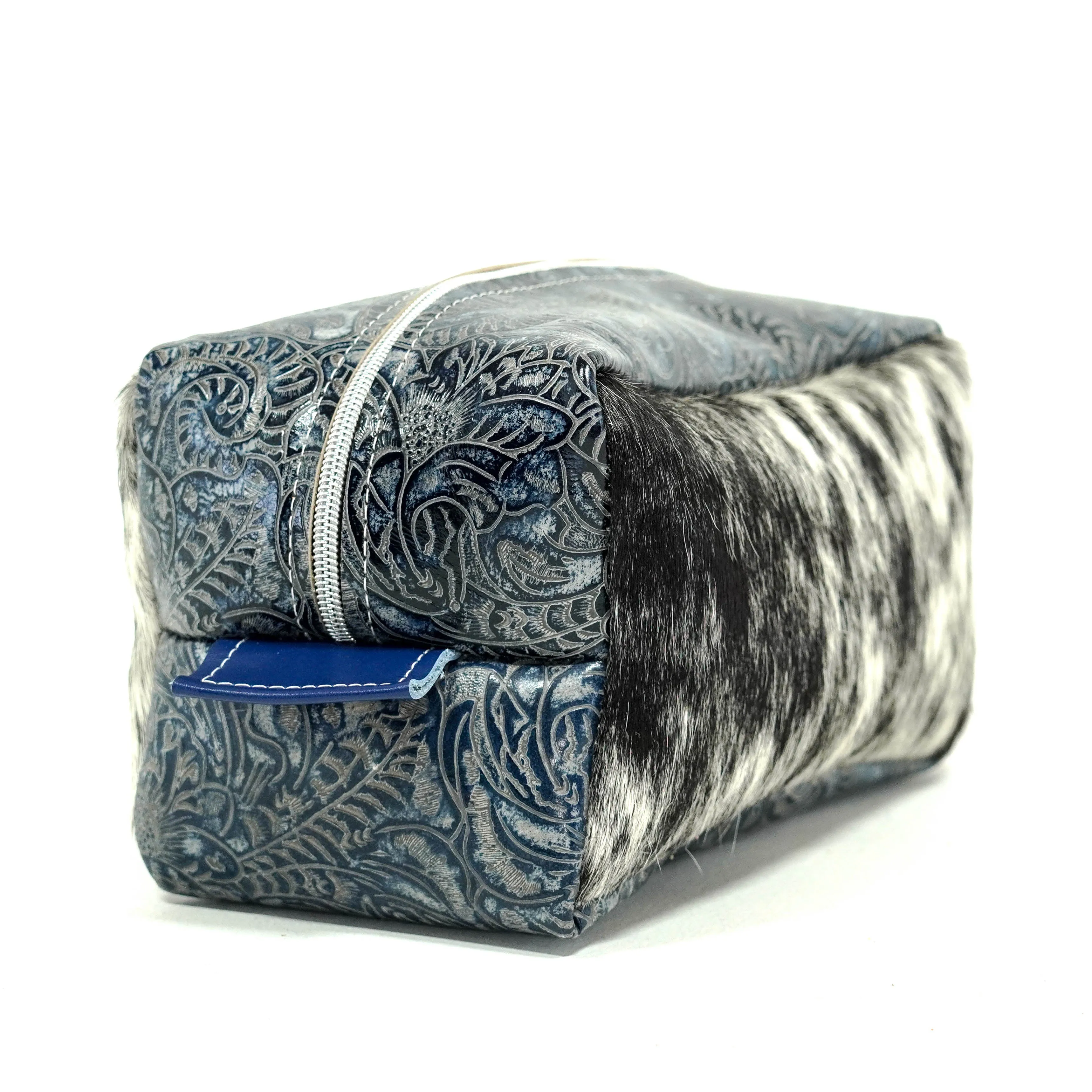 Dutton - Black & White w/ Sapphire Tool