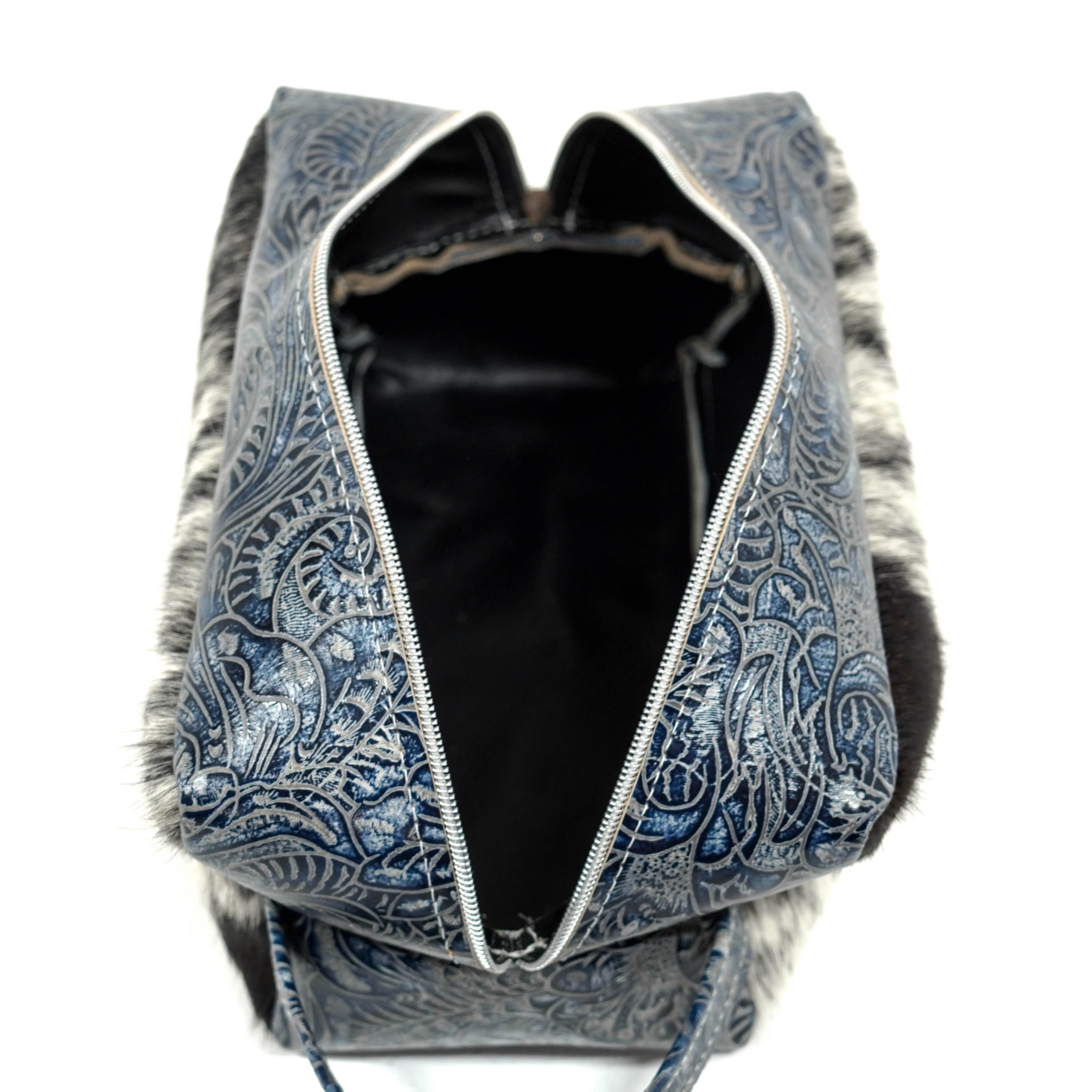Dutton - Black & White w/ Sapphire Tool
