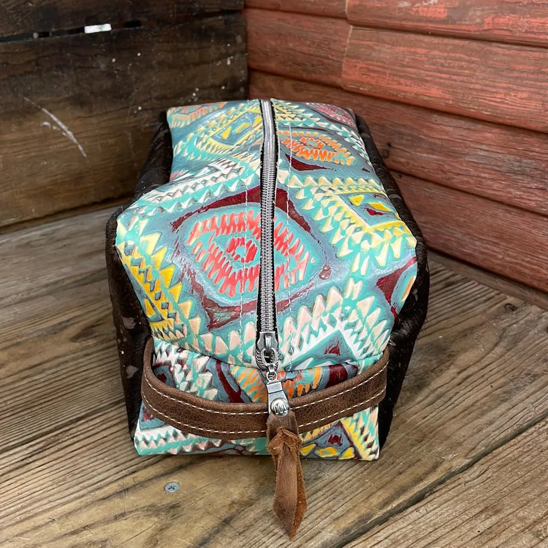 Dutton - Tricolor Acid w/ Rainbow Aztec