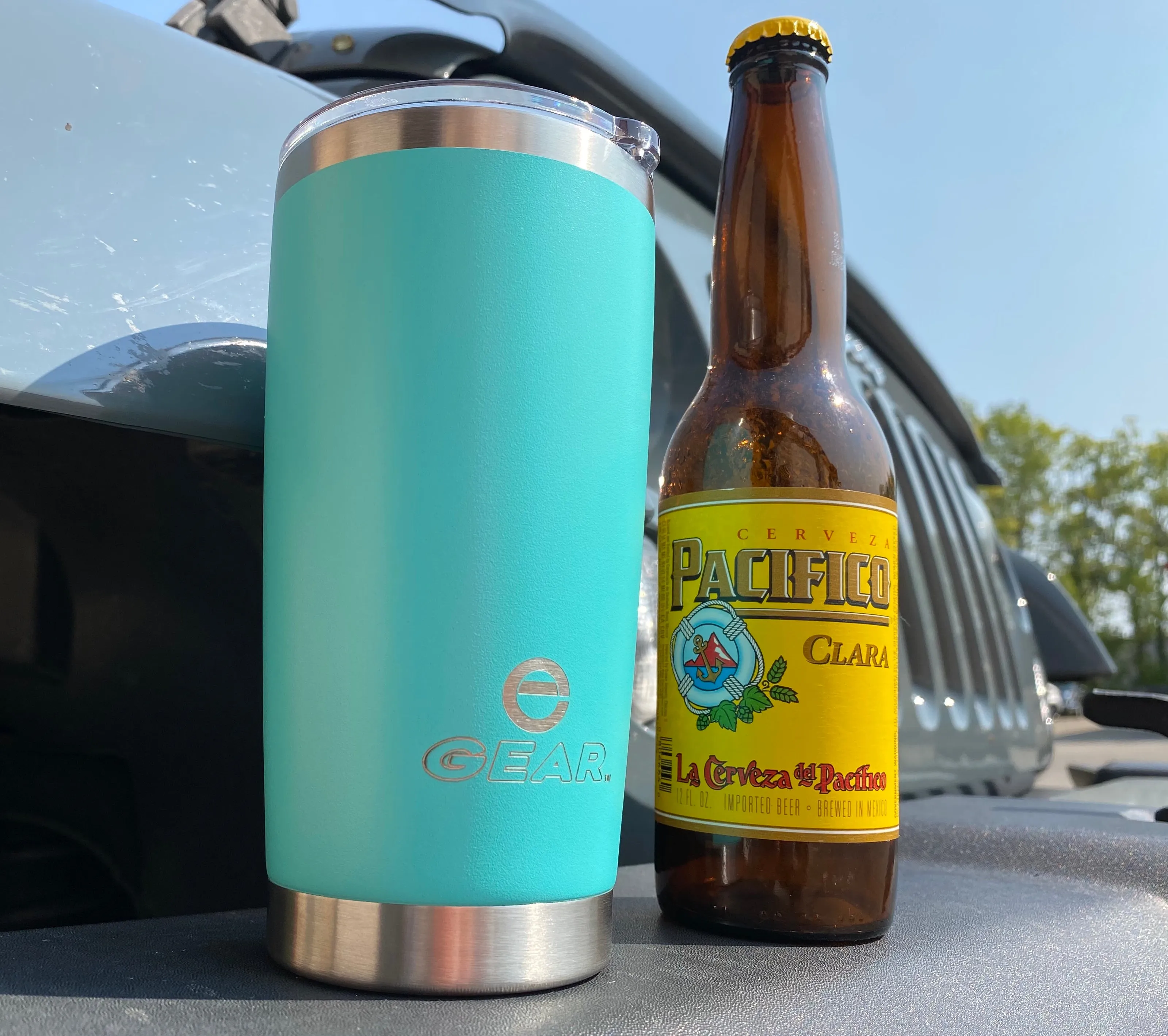 Enthusiast Gear 20 oz Tumbler with Magnetic Slider Lid, Stainless Steel, Vacuum Insulated for Hot and Cold Drinks