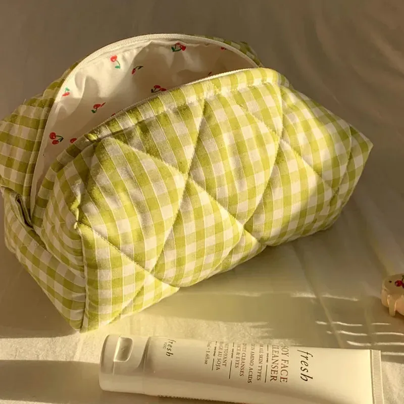 Fashion Checkered Floral Makeup Bag Large Capacity Portable Cosmetic Storage Bag Cotton Quilted Wash Bag Skincare Pouch