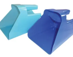Feed Scoop With Grip