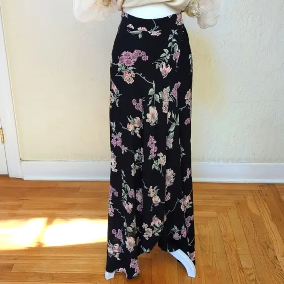 Flynn Skye Black Floral Print Wrap it Up Maxi Skirt Size Small