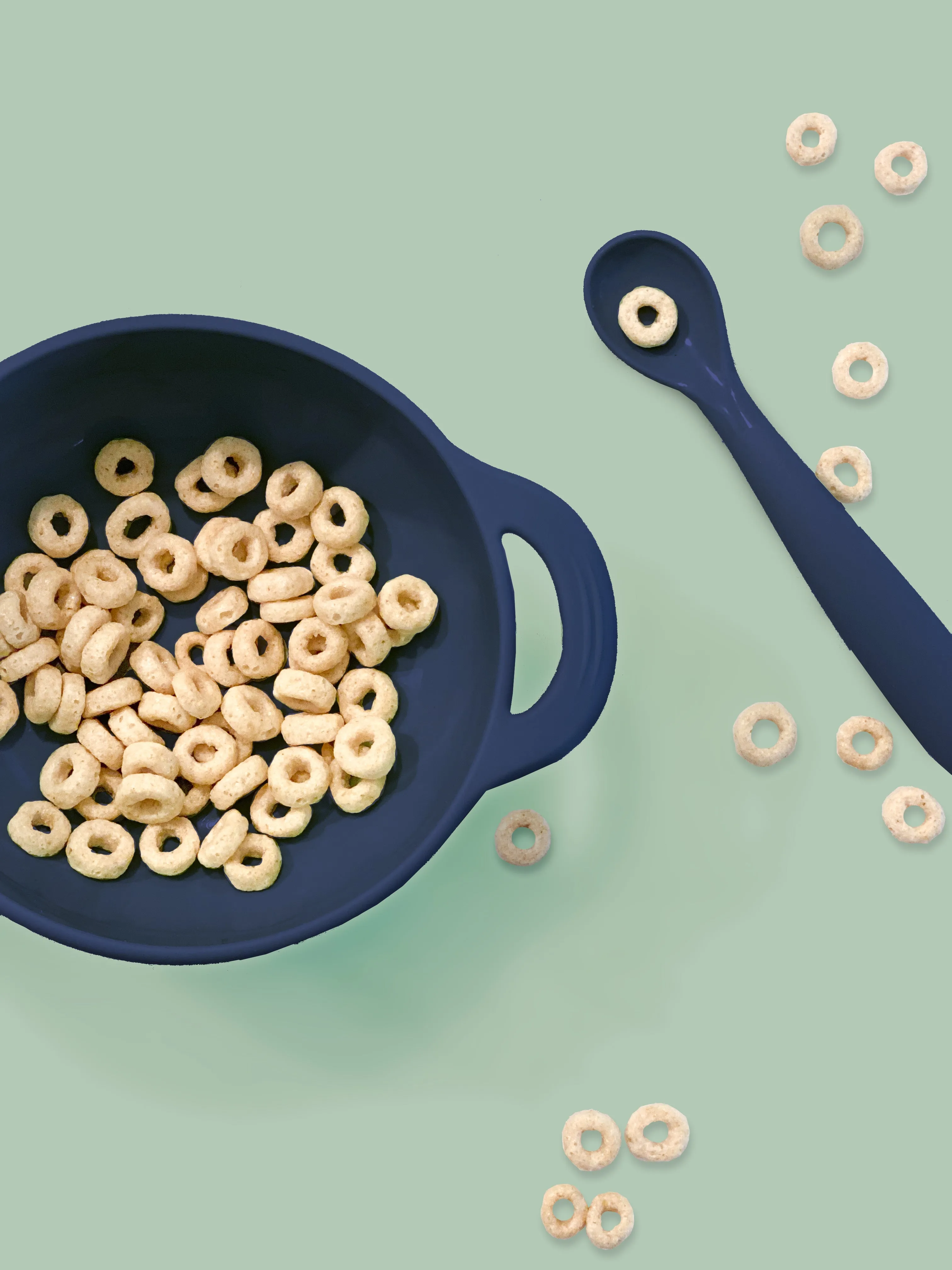 Foodie® Bowl with Lid   Spoon: Navy