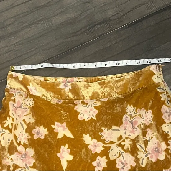 Free People Margaux Velvet Floral Mini Skirt - Size 10