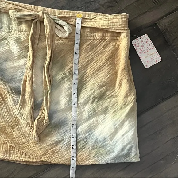 Free People Tide Turns Mini Skirt in Sand Combo - Size 10