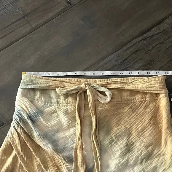Free People Tide Turns Mini Skirt in Sand Combo - Size 10