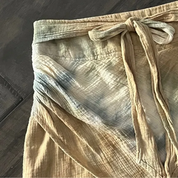 Free People Tide Turns Mini Skirt in Sand Combo - Size 10