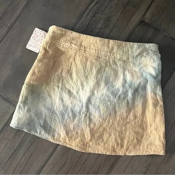 Free People Tide Turns Mini Skirt in Sand Combo - Size 10
