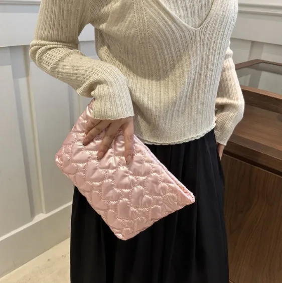 Heart-shaped Cosmetic Bag / Love-shaped Cosmetic Bag / Lipstick Clutch / Cute Toiletry and Storage Pouch C-241202-1