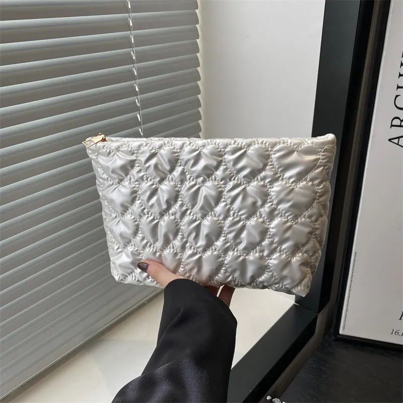 Heart-shaped Cosmetic Bag / Love-shaped Cosmetic Bag / Lipstick Clutch / Cute Toiletry and Storage Pouch C-241202-1