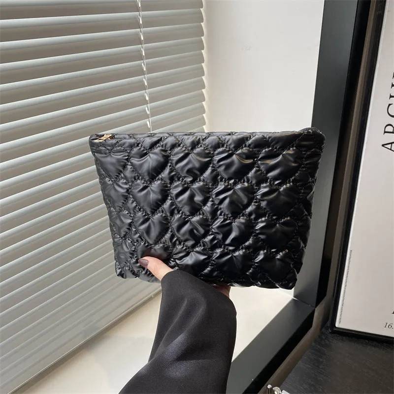Heart-shaped Cosmetic Bag / Love-shaped Cosmetic Bag / Lipstick Clutch / Cute Toiletry and Storage Pouch C-241202-1