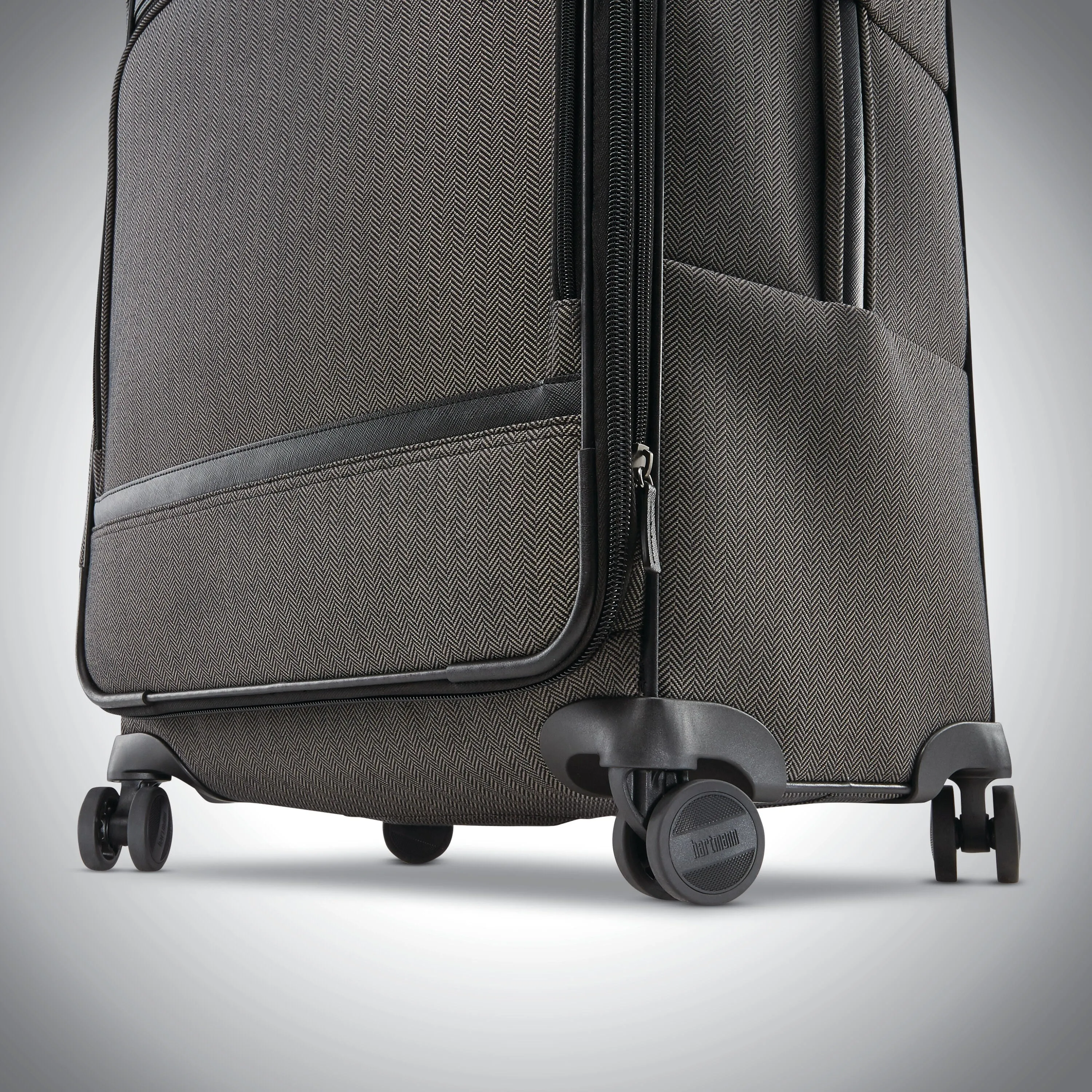 Herringbone Deluxe Medium Journey Expandable Spinner