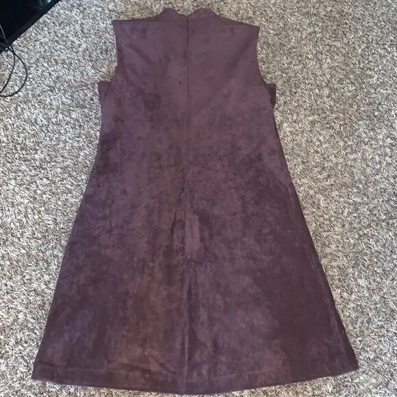 Ivanka Trump plum/purple velvet dress, size 8.