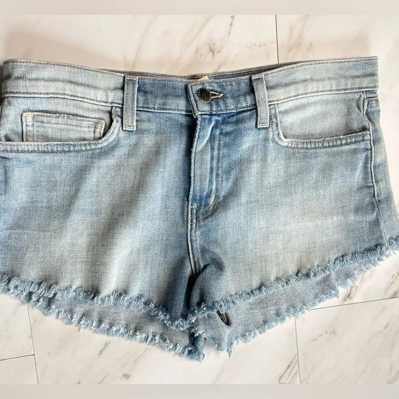 L’agence Zoe relaxed denim cut off jean short light wash powder blue  size 28