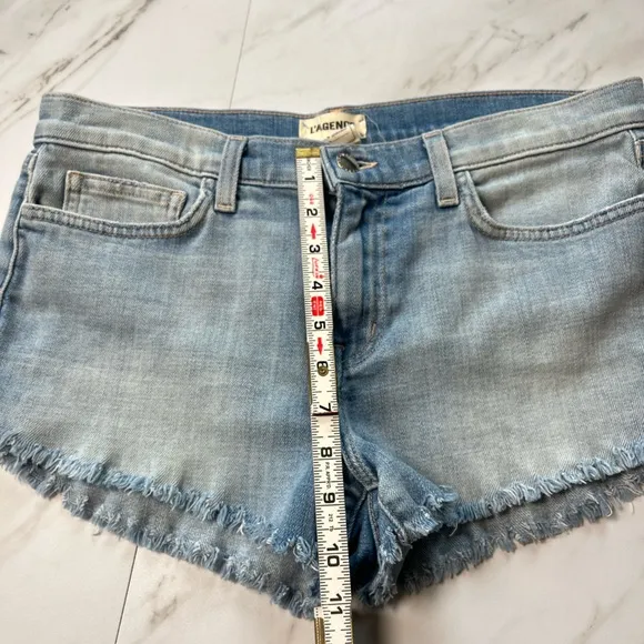 L’agence Zoe relaxed denim cut off jean short light wash powder blue  size 28