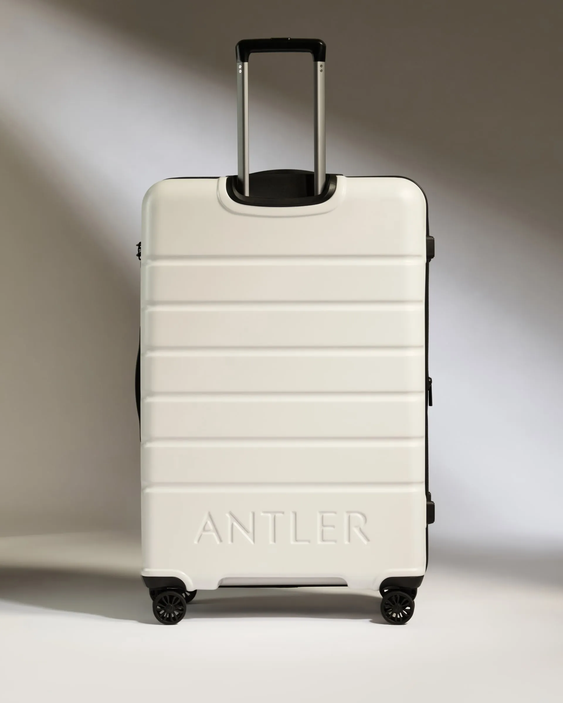 Large Luggage in Arctic Grey - Logo