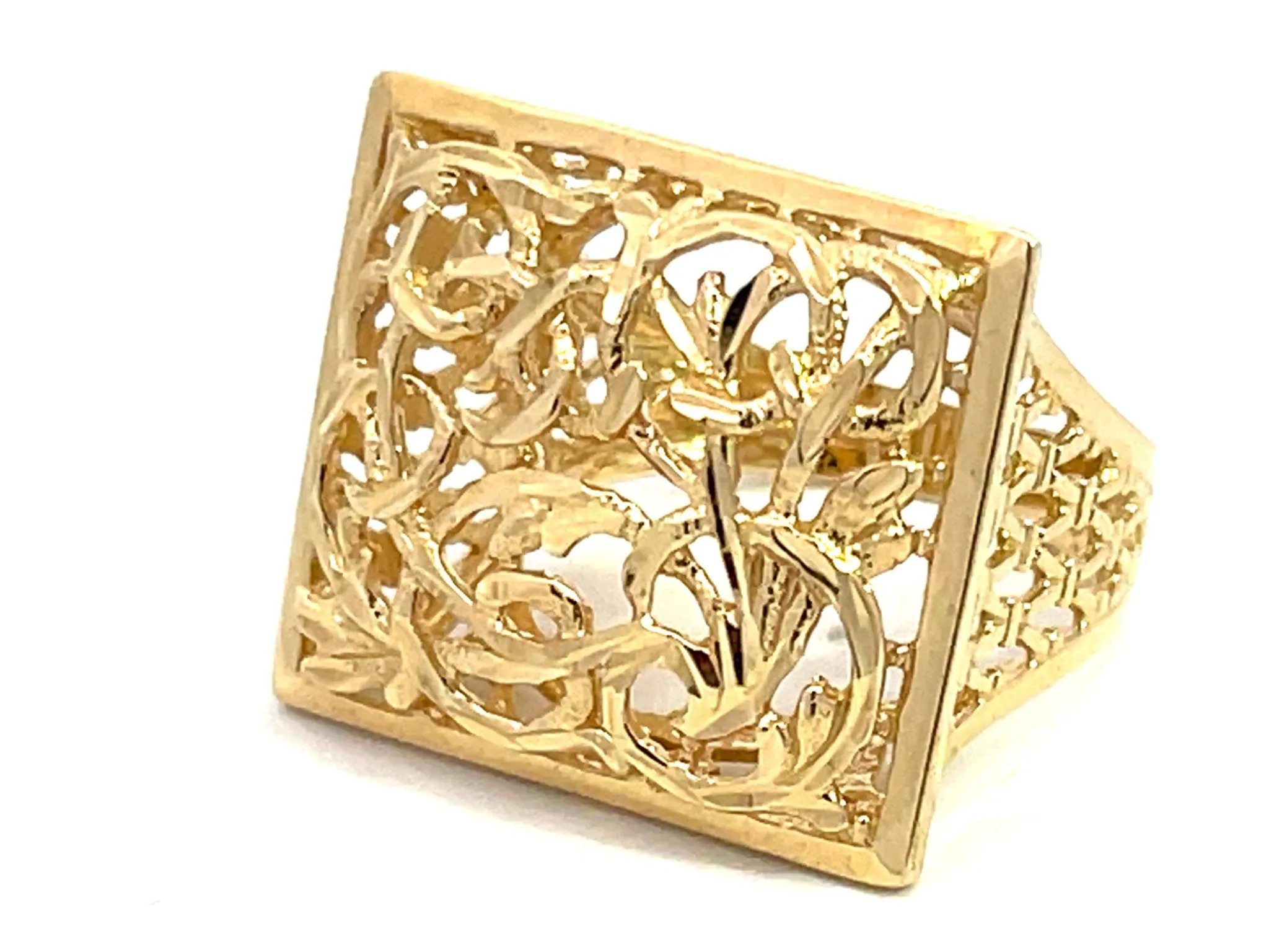 Large Rectangular Scroll Cutout Ring in 14k Yellow Gold