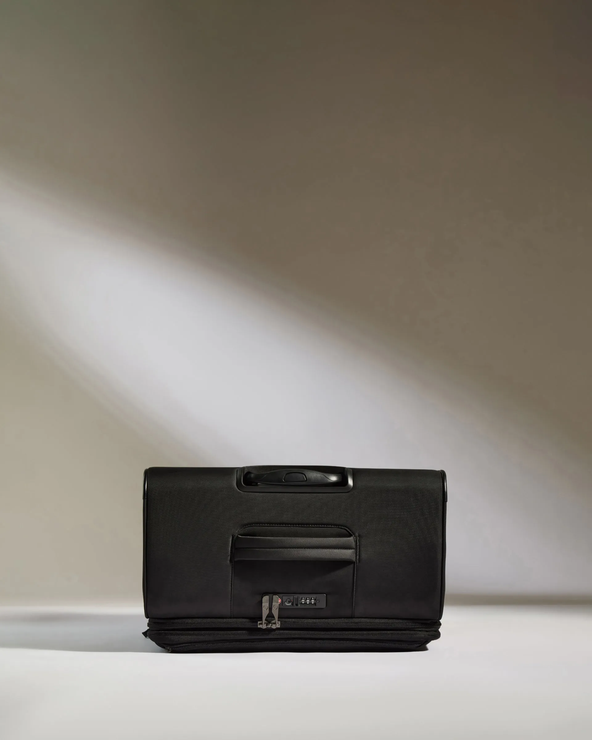Lightest Large Luggage in Black - Soft Stripe