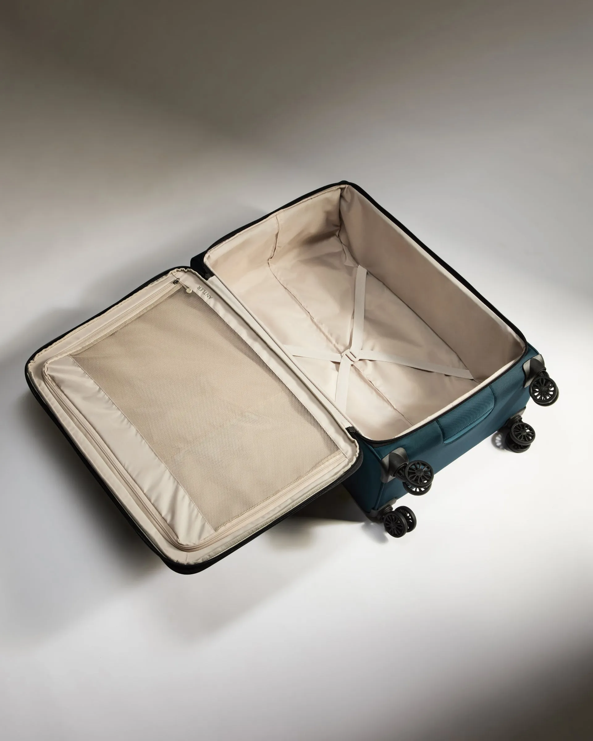 Lightest Large Luggage in Indigo - Soft Stripe