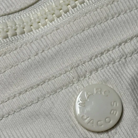 MARC JACOBS | Y2K Off White Heavy Cotton Full Zip Front Large Snaps Mini Skirt