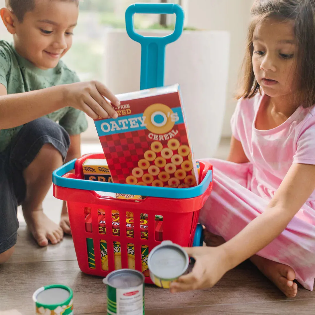 Melissa & Doug Fill & Roll Grocery Basket