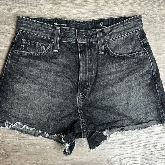 NEW AG Adriano Goldschmied Women’s Alexxis High Rise Wedgie Short Black Wash 26R
