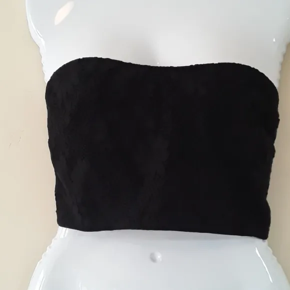 NWOT Lovers   Friends  Black Floral Lace Bandeau
