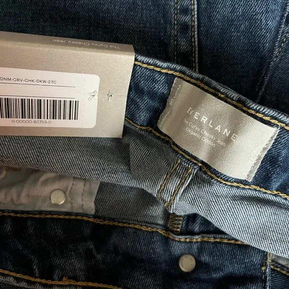 NWT Everlane Curvy Cheeky® Jean (size 27 Crop)