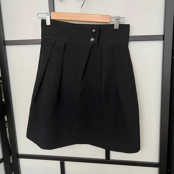 NWT Massimo Dutti Womens Skirt US 4 EU 24 Black 5217/861