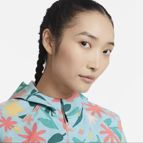 NWT Nike Sportswear Floral Repel Anorak Jacket