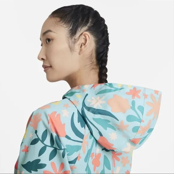 NWT Nike Sportswear Floral Repel Anorak Jacket