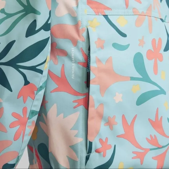 NWT Nike Sportswear Floral Repel Anorak Jacket