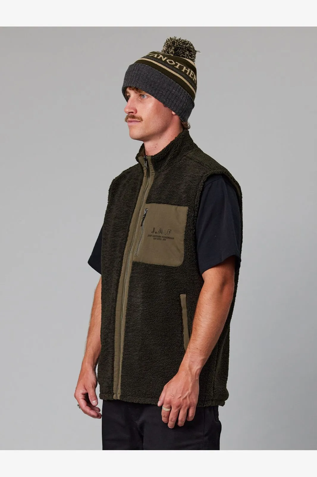OBAN VEST - FOREST